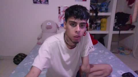 Snapshot of smoker00teddybear chatting on 12-28-24, 03:47 teddy online show from 12-28-24, 03:47