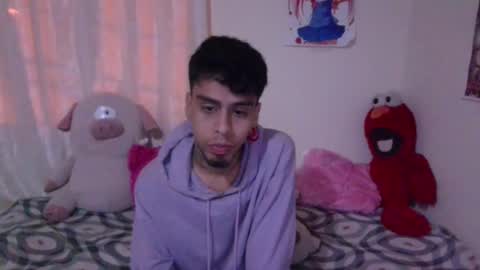 Snapshot of smoker00teddybear chatting on 02-15-25, 07:38 teddy online show from 02-15-25, 07:38