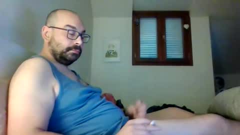 smoker985 online show from 12-04-25, 07:06