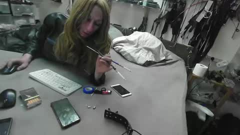 smokeslut365 online show from 01-22-25, 01:31