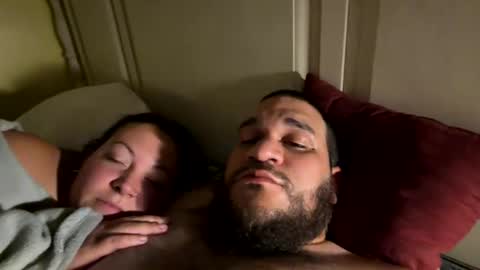 Snapshot of smokewithus2519 chatting on 11-24-25, 04:12 Come Smoke With Us online show from 11-24-25, 04:12