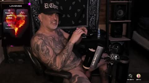 Snapshot of smokey915 chatting on 12-30-24, 10:10 Smokey915 online show from 12-30-24, 10:10