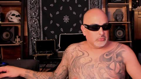 Snapshot of smokey915 chatting on 01-09-25, 03:58 Smokey915 online show from 01-09-25, 03:58