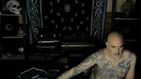 Snapshot of smokey915 chatting on 01-14-25, 08:20 Smokey915 online show from 01-14-25, 08:20