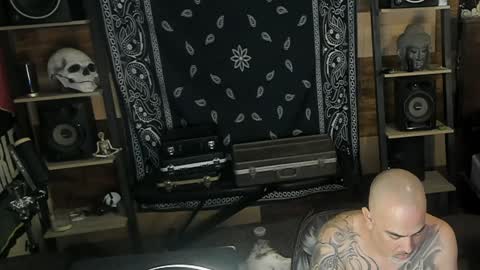 Snapshot of smokey915 chatting on 01-15-25, 12:19 Smokey915 online show from 01-15-25, 12:19