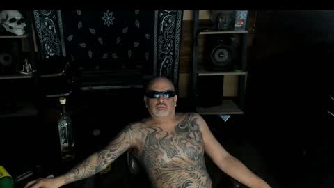 Snapshot of smokey915 chatting on 01-17-25, 03:11 Smokey915 online show from 01-17-25, 03:11