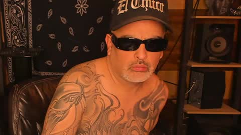 Snapshot of smokey915 chatting on 01-31-25, 09:48 Smokey915 online show from 01-31-25, 09:48