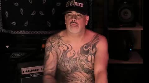 Snapshot of smokey915 chatting on 02-19-25, 01:06 Smokey915 online show from 02-19-25, 01:06