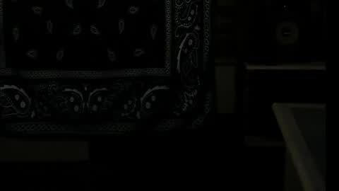 Snapshot of smokey915 chatting on 02-21-25, 07:01 Smokey915 online show from 02-21-25, 07:01