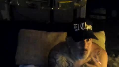 Snapshot of smokey915 chatting on 10-21-25, 03:29 Smokey915 online show from 10-21-25, 03:29