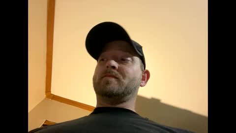 Snapshot of smokeymt420 chatting on 01-11-25, 01:27 smokeymt420 online show from 01-11-25, 01:27