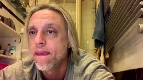 Snapshot of smokingtime chatting on 12-15-25, 09:19 Smokingtime online show from 12-15-25, 09:19