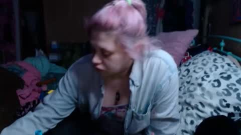 DIAN dee-ann online show from 01-22-25, 02:26