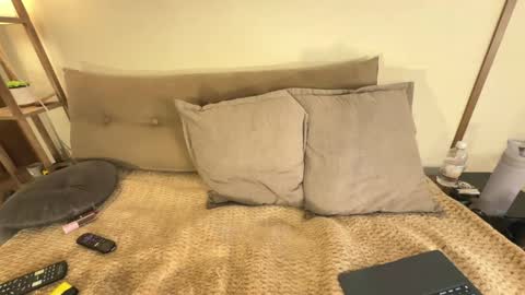 Snapshot of smonkedup chatting on 10-29-25, 07:15 Carolina online show from 10-29-25, 07:15