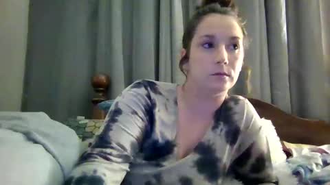 Snapshot of smoothmove1215 chatting on 01-27-25, 09:34 smoothmove1215 online show from 01-27-25, 09:34