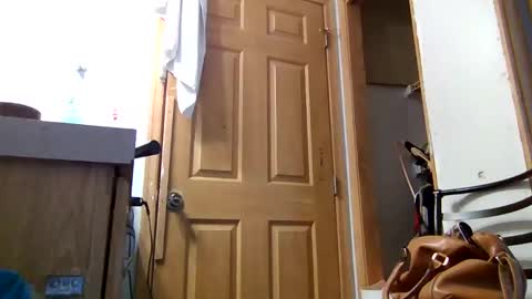 Snapshot of smoothmove1215 chatting on 09-21-25, 02:51 smoothmove1215 online show from 09-21-25, 02:51