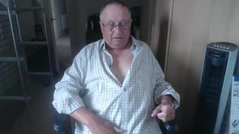 smoothmutton online show from 10-01-25, 09:15