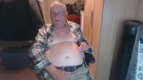 smoothmutton online show from 10-07-25, 06:05