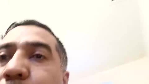 Snapshot of smoothstrik3r chatting on 10-30-25, 04:19 smoothstrik3r online show from 10-30-25, 04:19