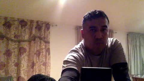 Snapshot of smoothstrik3r chatting on 11-05-25, 01:33 smoothstrik3r online show from 11-05-25, 01:33