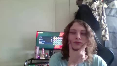 Snapshot of smoothvodka chatting on 05-06-26, 02:55 Bambi--Vodka online show from 05-06-26, 02:55