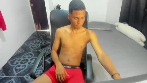 snak_master1 online show from 05-11-26, 12:11
