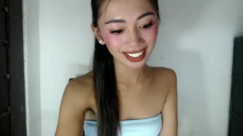 Snapshot of snake_charmer88 chatting on 07-04-26, 10:49 kianna online show from 07-04-26, 10:49