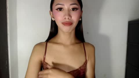 Snapshot of snake_charmer88 chatting on 07-06-26, 07:27 kianna online show from 07-06-26, 07:27