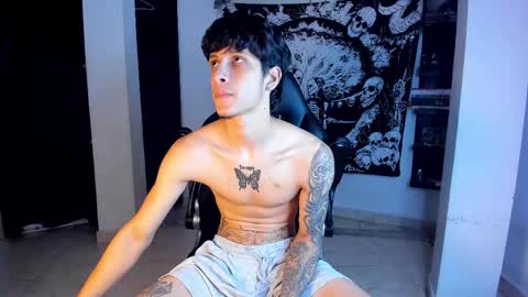 snakebutterfly online show from 02-15-26, 04:53