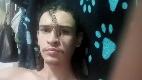 Snapshot of snei_q chatting on 06-13-26, 10:24 snei_q online show from 06-13-26, 10:24