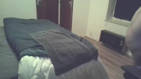 snellehenkie online show from 02-02-26, 07:12