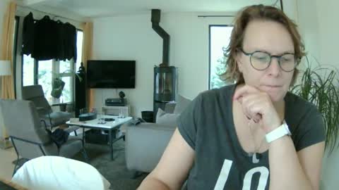 Snoeske and Woodwurm online show from 01-01-25, 12:44