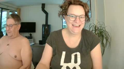 Snoeske and Woodwurm online show from 01-05-25, 08:32