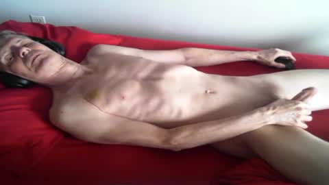 Snapshot of snoro111 chatting on 02-23-25, 09:05 snoro111 online show from 02-23-25, 09:05