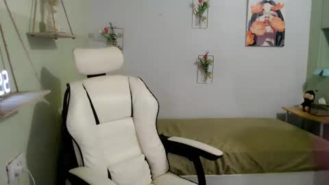 snow_2000 online show from 12-05-24, 07:16