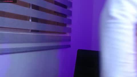 IG     OF red moonn online show from 12-14-24, 03:04