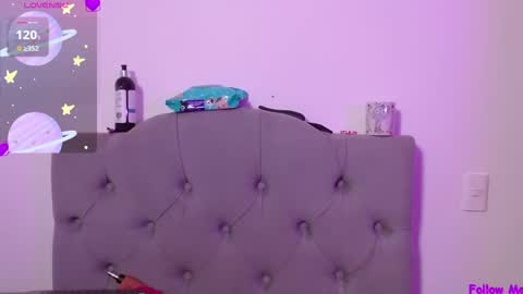 IG     OF red moonn online show from 01-13-25, 12:02