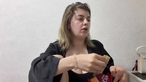 Emma online show from 07-06-26, 07:38