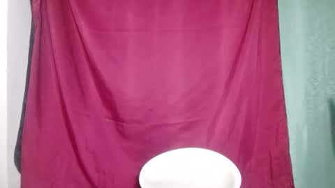 snow_sweet online show from 02-18-26, 07:04