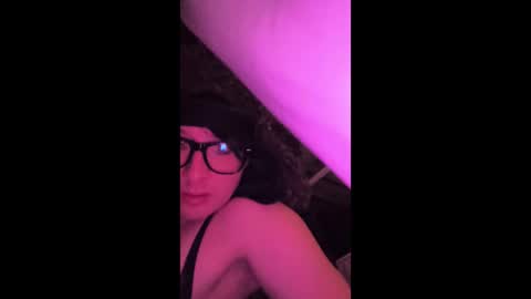 SnowBhunni online show from 03-26-26, 05:02