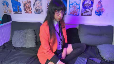 Snapshot of snowblack_ chatting on 06-06-26, 04:55 Snow and Bubble online show from 06-06-26, 04:55