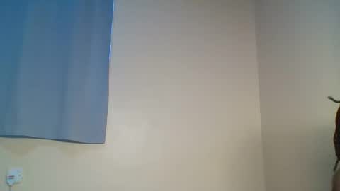 Snowie eyes online show from 12-15-25, 12:53