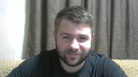 Snapshot of snowyqred chatting on 12-31-24, 02:25 Arthur online show from 12-31-24, 02:25