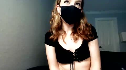 Snapshot of snuggle_b0t chatting on 03-04-25, 06:58 snuggle_b0t online show from 03-04-25, 06:58