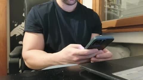 Snapshot of so_thick chatting on 01-08-25, 07:03 luca -   online show from 01-08-25, 07:03