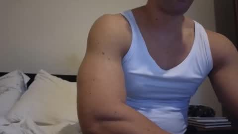 Snapshot of so_thick chatting on 10-25-25, 03:40 luca -   online show from 10-25-25, 03:40