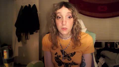 Lilytea online show from 11-14-25, 05:06