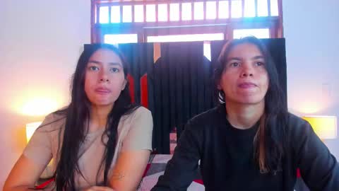 soffy and mia online show from 10-11-25, 12:47