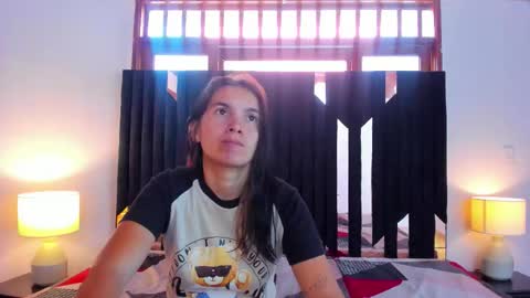 soffy and mia online show from 10-15-25, 12:05