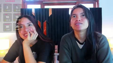 soffy and mia online show from 11-18-25, 12:09